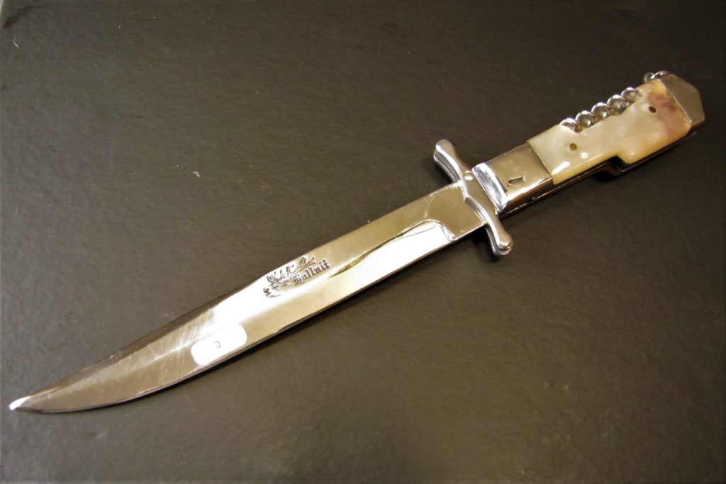 Benoit l'Artisan  Couteau de Laguiole pliant 12cm, manche en